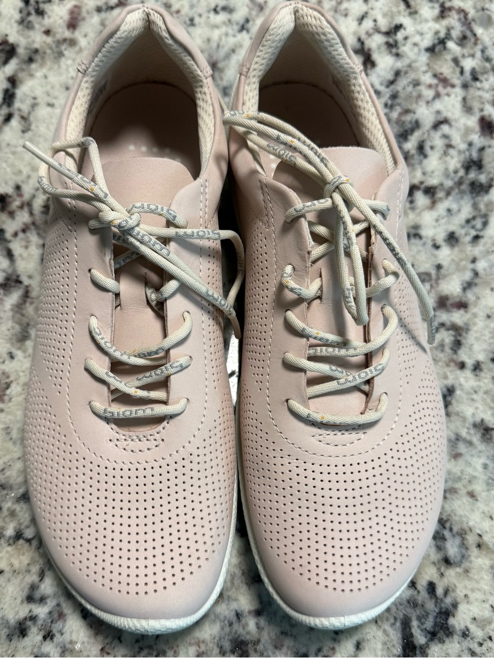 ECCO Biom Lite Nubuck Lace-up EUR 38. US7-7.5